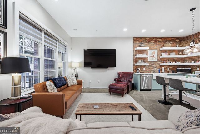 680 Greenwood Ave  NE #209, Atlanta, GA 30306