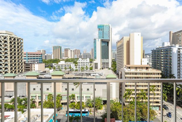 364 Seaside Ave #1310, Honolulu, HI 96815