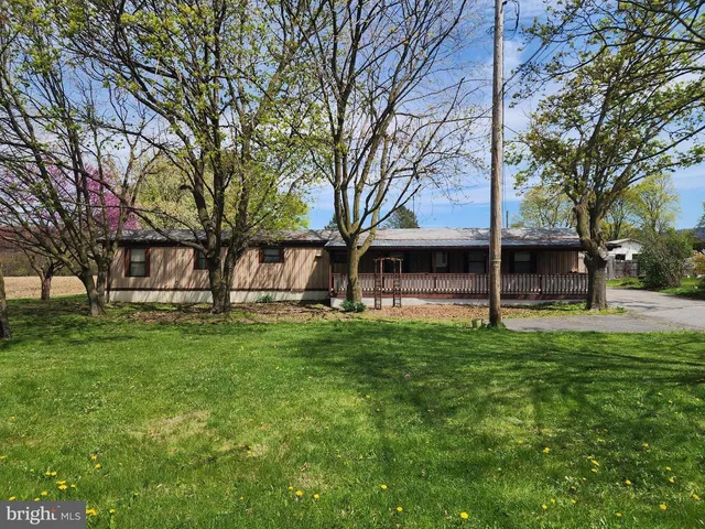 109 Neil Rd, Shippensburg, PA 17257