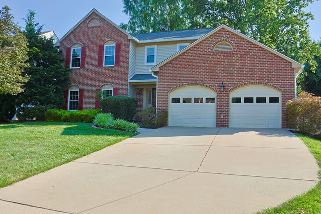 6907 Spanker Dr, Burke, VA 22015