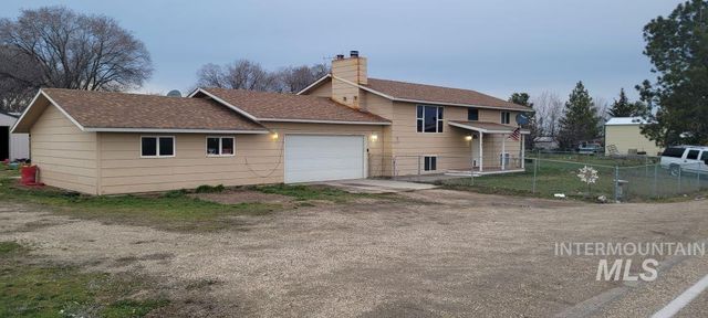 8347 S  Happy Valley Rd, Nampa, ID 83686