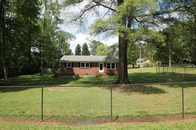 4010 Crestview Dr, Rock Hill, SC 29732