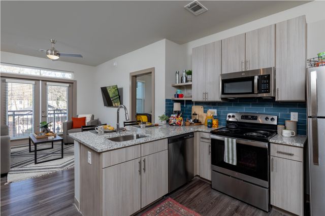 1011 Northside Dr NW #2-1029583, Atlanta, GA 30318