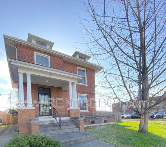 901 N  2nd Ave, Evansville, IN 47710
