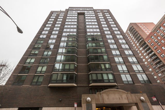 21 W  Goethe St #3A, Chicago, IL 60610