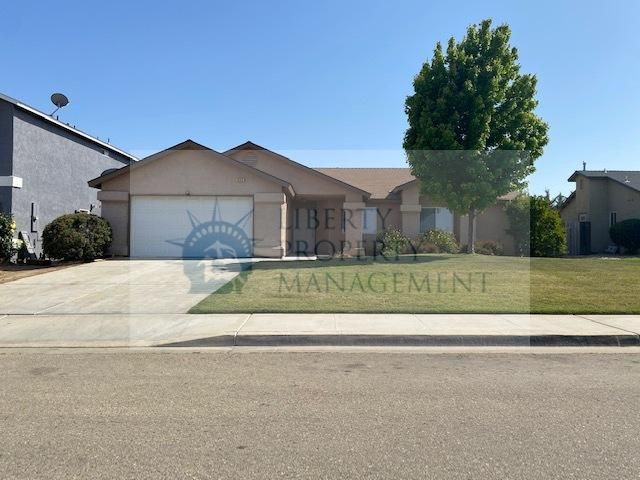 953 Geary Ave, Sanger, CA 93657