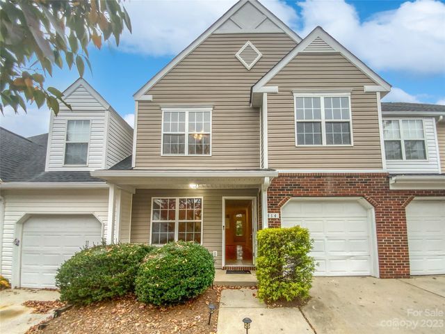 414 Robin Reed Ct, Pineville, NC 28134