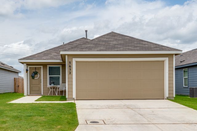 5652 Geronimo Cv, Seguin, TX 78155