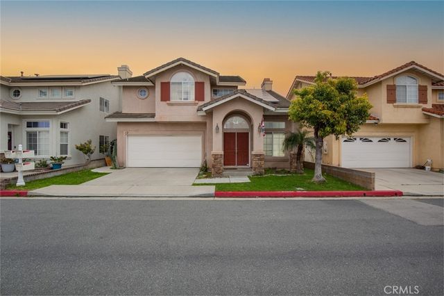 12 French Ct, Westminster, CA 92683