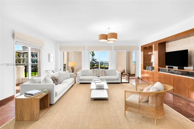 2221 Fisher Island Dr #3201, Miami Beach, FL 33109