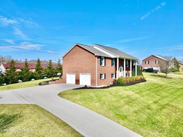 374 Mallory Dr, New Tazewell, TN 37825