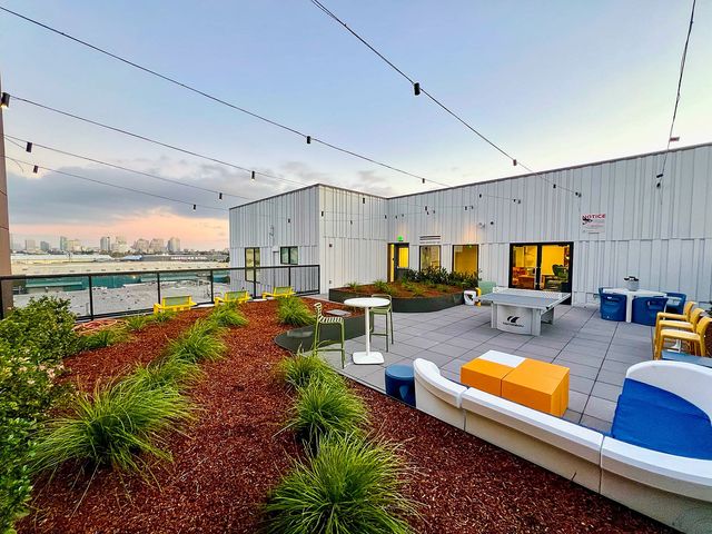 2121 Wood St #1-210, Oakland, CA 94607