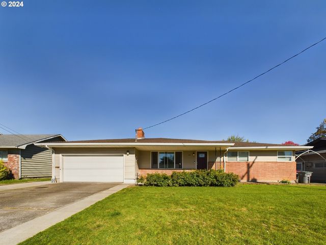 1818 NE Galloway St, McMinnville, OR 97128