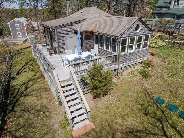 48 Nauhaught Bluff Road, Wellfleet, MA 02667