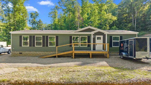 858 Sleepy Hollow Rd, Newport, TN 37821