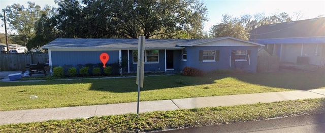 311 NE 5th St, Mulberry, FL 33860