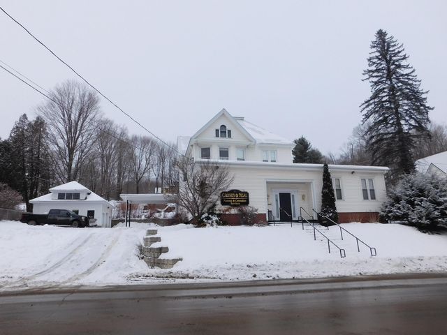 61 Main Street, Dexter, ME 04930