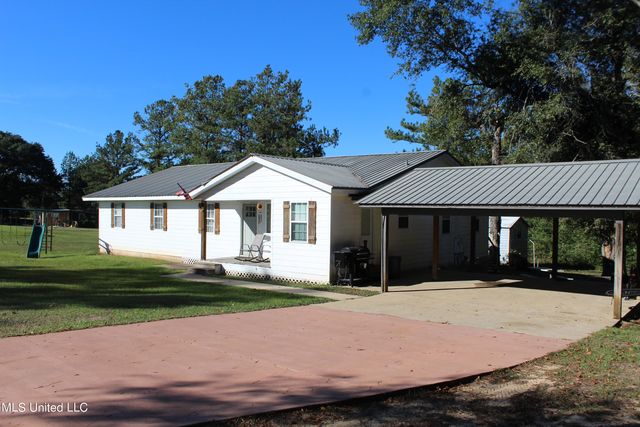 113 Cecil Havard Rd, Lucedale, MS 39452