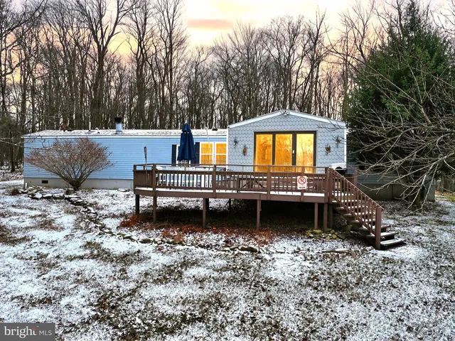 249 State Line Dr, Grantsville, MD 21536