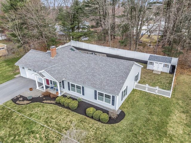 33 Westwind Rd, Andover, MA 01810