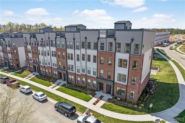 13236 Garland Ln, Midlothian, VA 23114