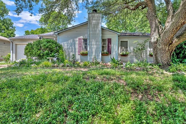 1101 N  45th St, Waco, TX 76710