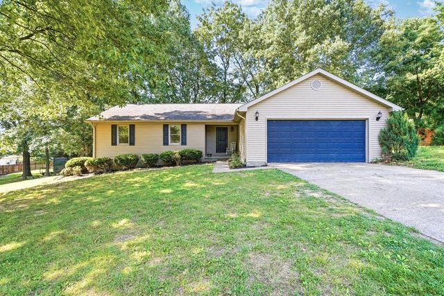 128 Carlisle Dr, Madisonville, KY 42431