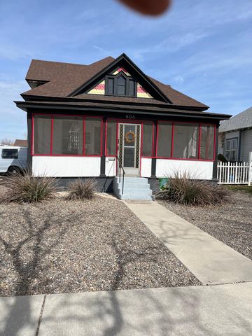 806 Ute Ave, Grand Junction, CO 81501