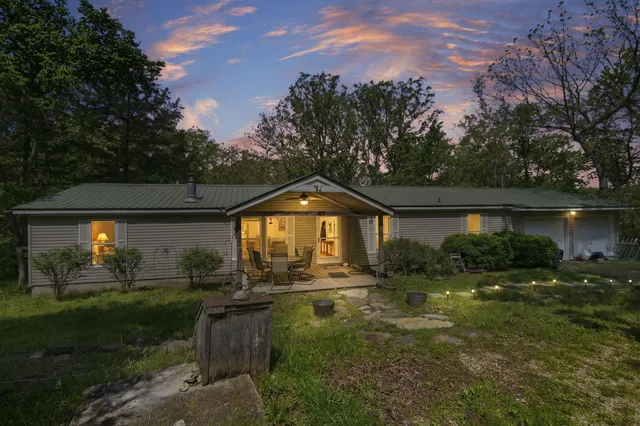 24608 Brookside Road, Hermitage, MO 65668