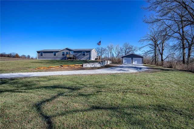 351 NW 621st Rd, Centerview, MO 64019