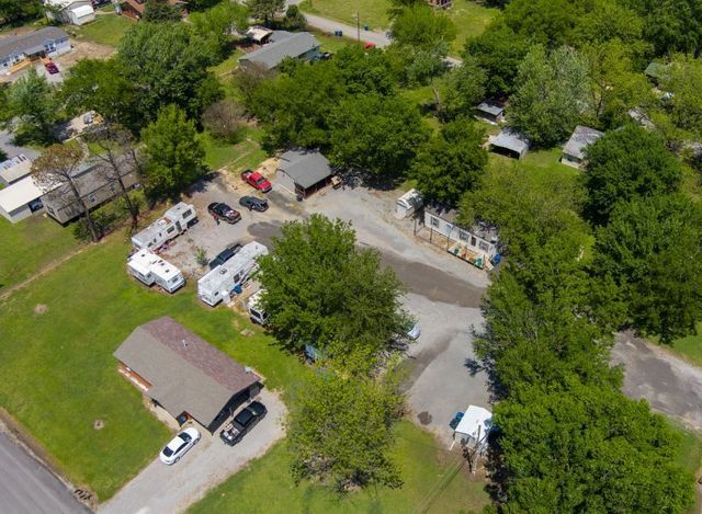909 S  Jackson St, Kiowa, OK 74553
