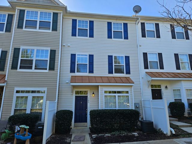 2211 Valley Edge Dr #105, Raleigh, NC 27614