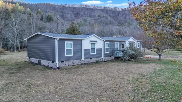7821 N  State Highway 16, Millers Creek, NC 28651