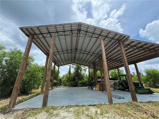 Island Ridge Dr, Bokeelia, FL 33922