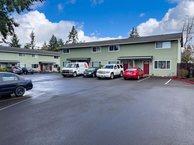 410-470 S  Knott Ct #410, Canby, OR 97013