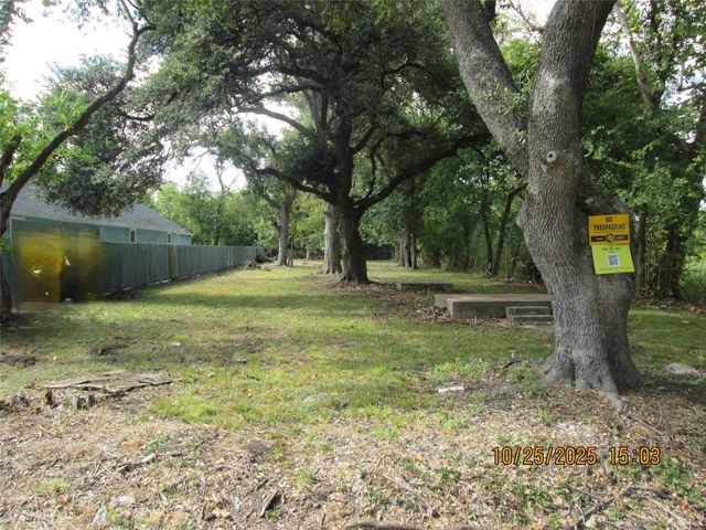 Glass St #12, Houston, TX 77016