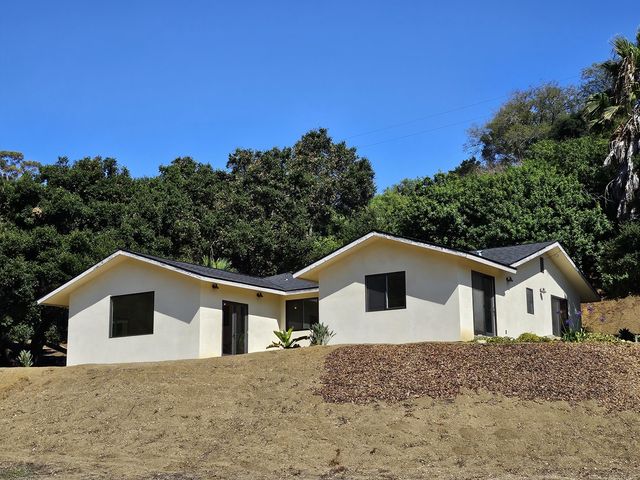 1091 Palomino Rd, Santa Barbara, CA 93105