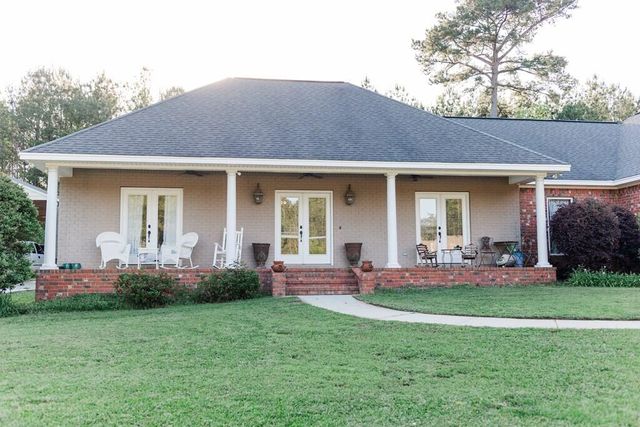 18 Cottontail Way W, Purvis, MS 39475