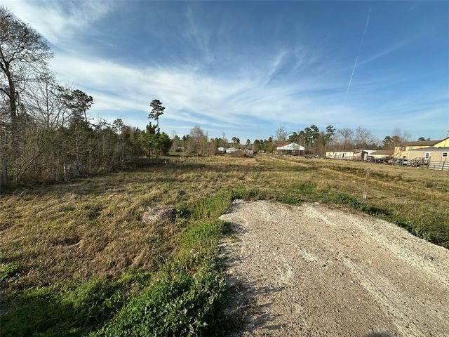 419 County Road 3479, Cleveland, TX 77327