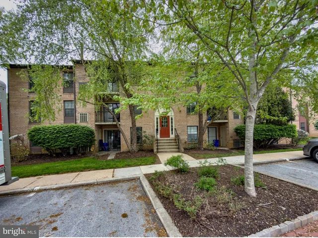 631 Washington Pl, Wayne, PA 19087