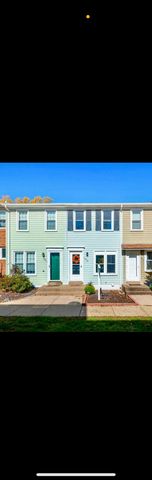 13830 Beaujolais Ct, Chantilly, VA 20151