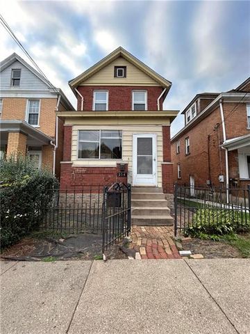 354 W  13th Ave, Homestead, PA 15120
