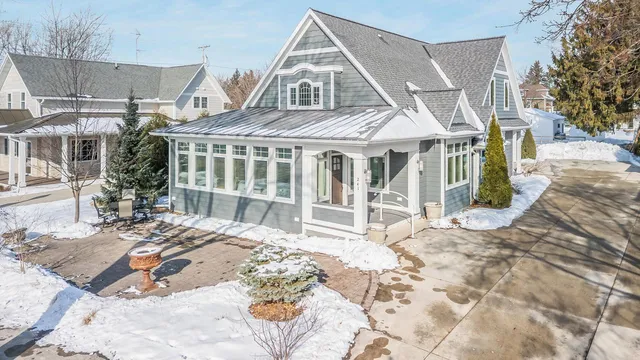 241 E Rhine STREET, Elkhart Lake, WI 53020