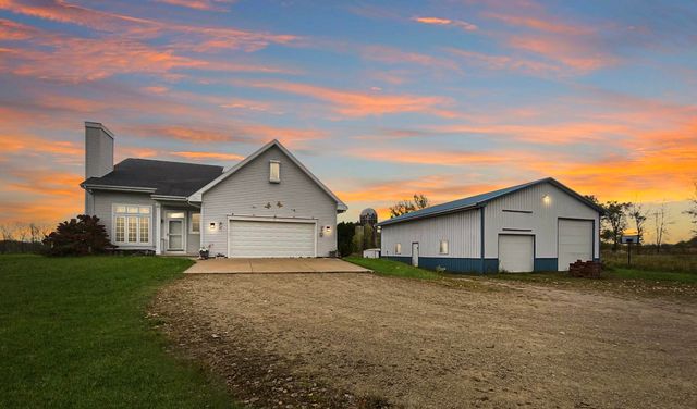 7920 Midway Rd, Lena, WI 54139