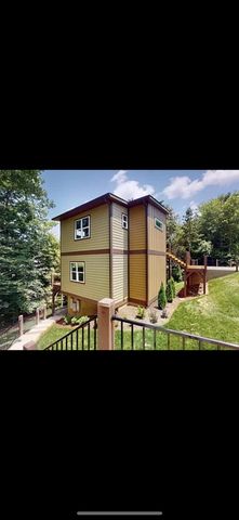 14 Red Maple Dr   #B, Weaverville, NC 28787