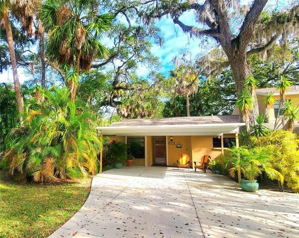 5068 Village Gardens Dr #59, Sarasota, FL 34234