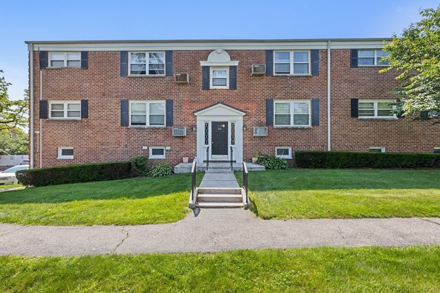 90 Strawberry Hill Avenue #3, Stamford, CT 06902