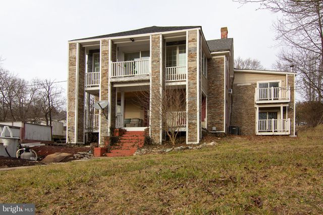 1049 Poole Rd, Westminster, MD 21157