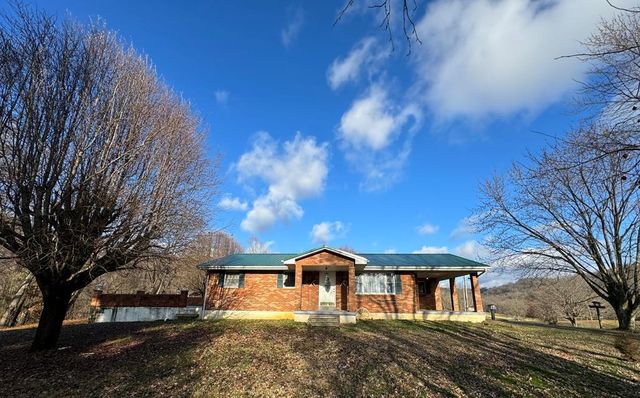 684 Pine Valley Rd, Tollesboro, KY 41189