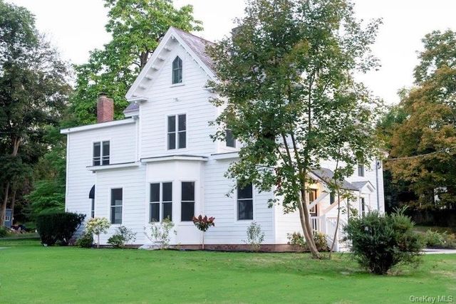 32 Route 343 #6, Millbrook, NY 12545